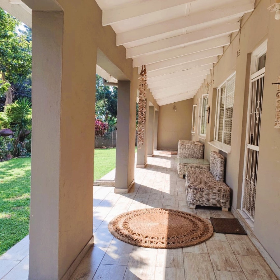5 Bedroom Property for Sale in Marina Beach KwaZulu-Natal
