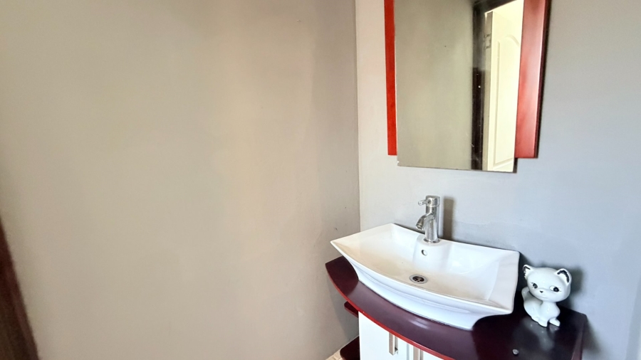 3 Bedroom Property for Sale in Margate KwaZulu-Natal