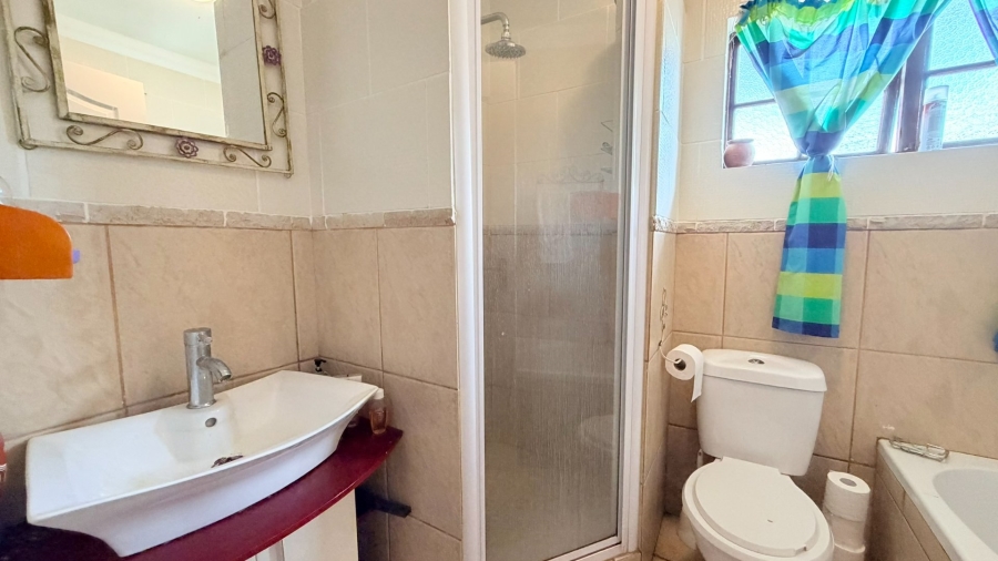 3 Bedroom Property for Sale in Margate KwaZulu-Natal