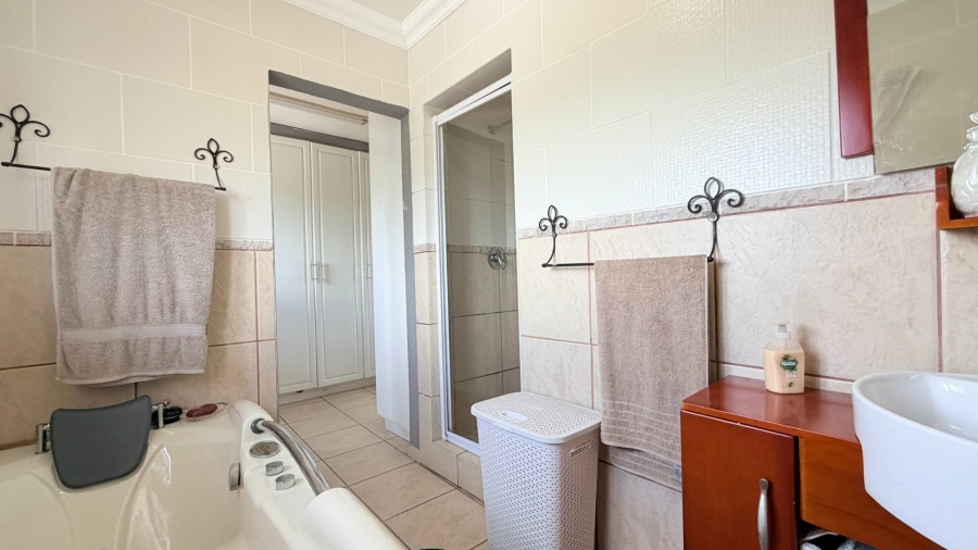 3 Bedroom Property for Sale in Margate KwaZulu-Natal