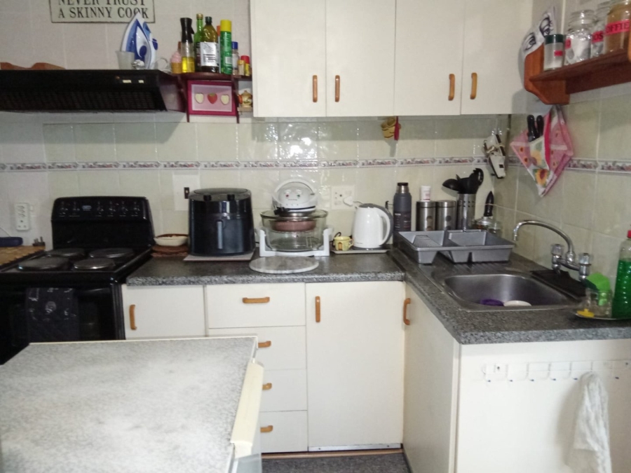 3 Bedroom Property for Sale in Hibberdene KwaZulu-Natal