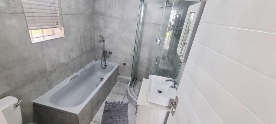 2 Bedroom Property for Sale in Margate KwaZulu-Natal