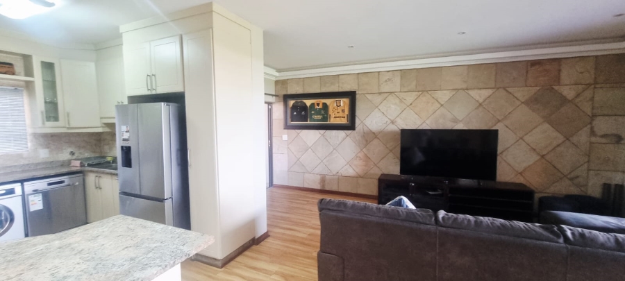 3 Bedroom Property for Sale in Shelly Beach KwaZulu-Natal