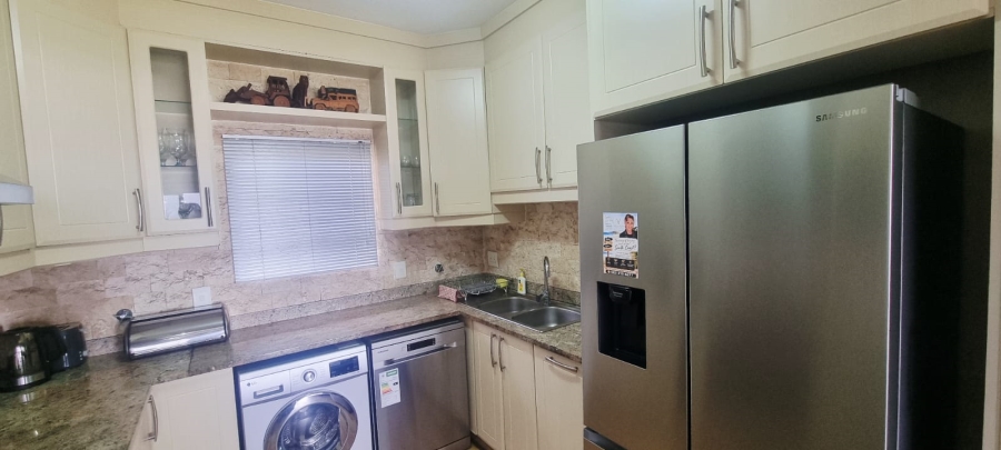 3 Bedroom Property for Sale in Shelly Beach KwaZulu-Natal