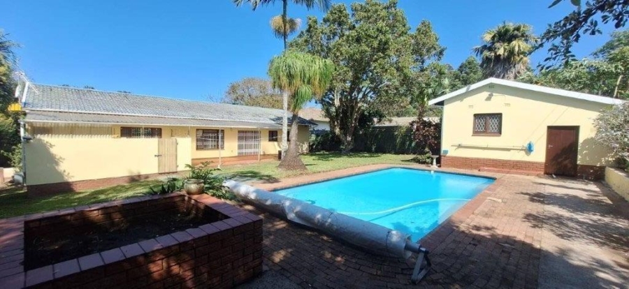 3 Bedroom Property for Sale in St Michaels On Sea KwaZulu-Natal