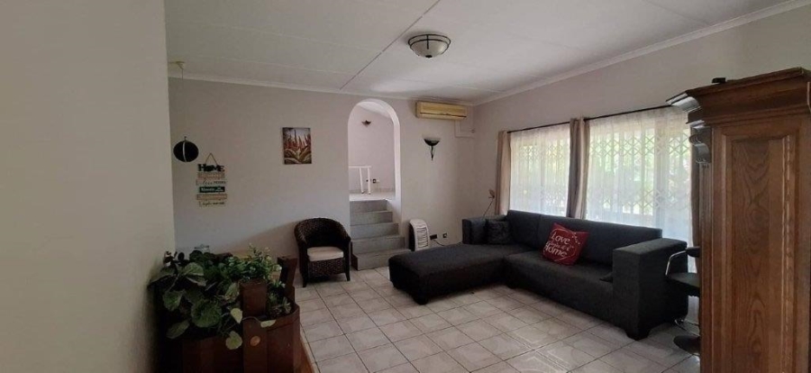 3 Bedroom Property for Sale in St Michaels On Sea KwaZulu-Natal