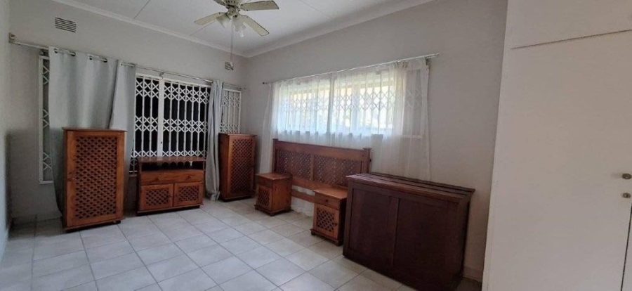 3 Bedroom Property for Sale in St Michaels On Sea KwaZulu-Natal