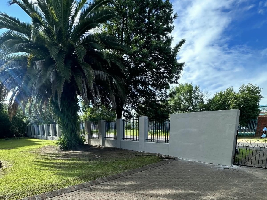 4 Bedroom Property for Sale in Barry Hertzog Park KwaZulu-Natal