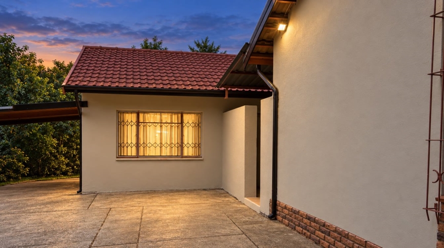 4 Bedroom Property for Sale in Barry Hertzog Park KwaZulu-Natal