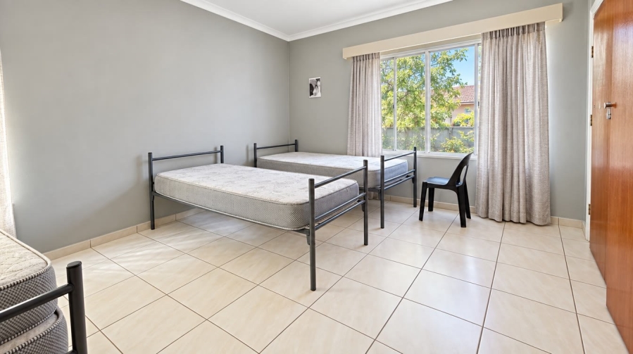 4 Bedroom Property for Sale in Barry Hertzog Park KwaZulu-Natal