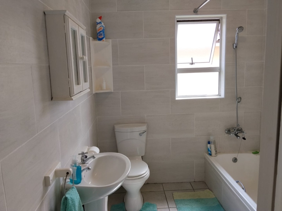 2 Bedroom Property for Sale in Mtwalume KwaZulu-Natal
