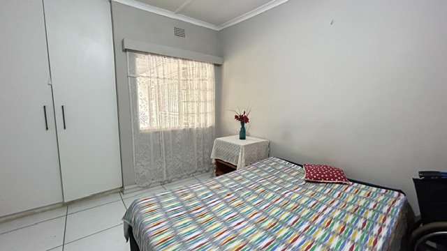 6 Bedroom Property for Sale in Meer En See KwaZulu-Natal