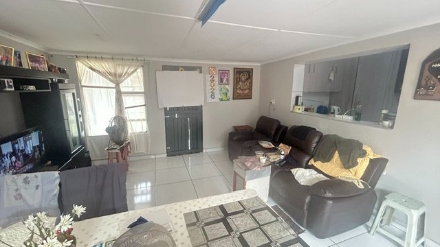 6 Bedroom Property for Sale in Meer En See KwaZulu-Natal