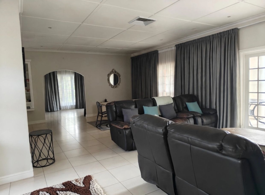 3 Bedroom Property for Sale in Mount Edgecombe Country Estate KwaZulu-Natal