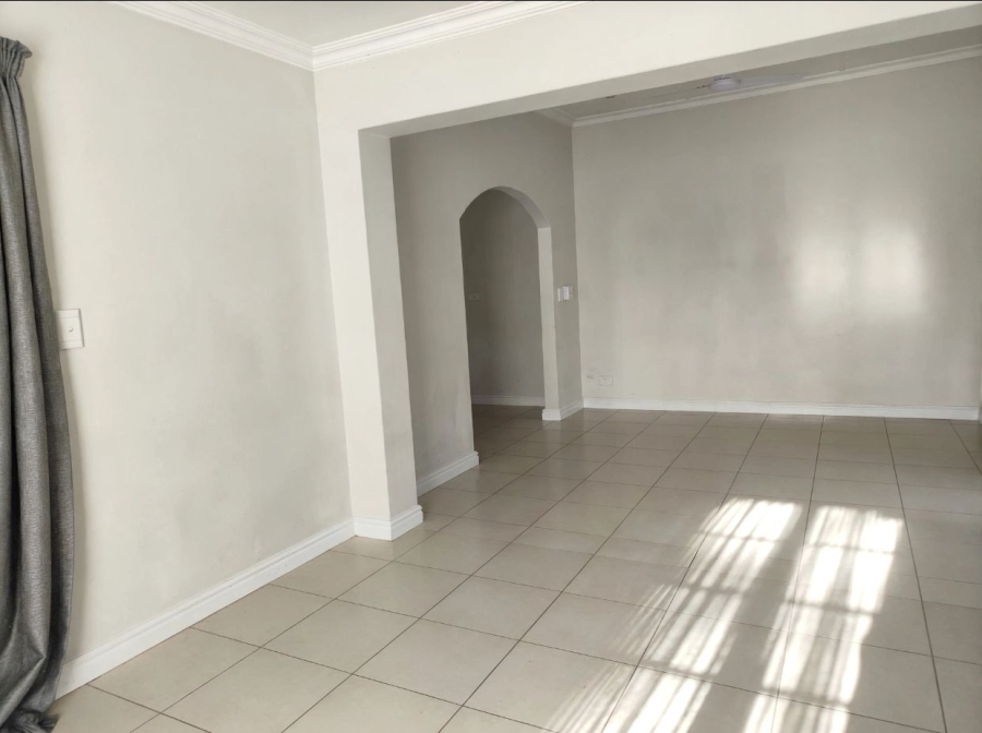 3 Bedroom Property for Sale in Mount Edgecombe Country Estate KwaZulu-Natal