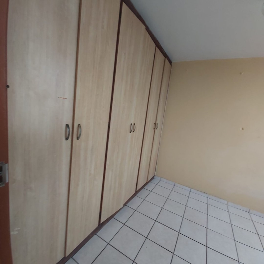 2 Bedroom Property for Sale in Windermere KwaZulu-Natal