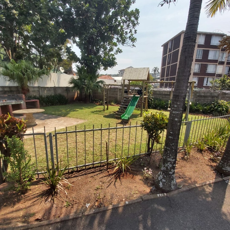 2 Bedroom Property for Sale in Windermere KwaZulu-Natal