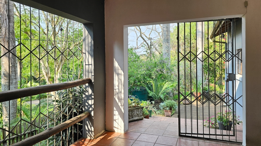 4 Bedroom Property for Sale in Leisure Bay KwaZulu-Natal