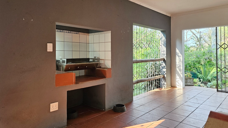 4 Bedroom Property for Sale in Leisure Bay KwaZulu-Natal