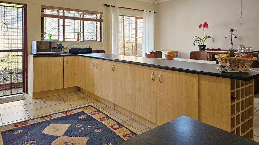 4 Bedroom Property for Sale in Leisure Bay KwaZulu-Natal