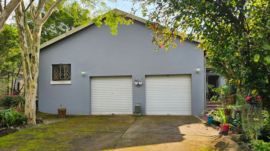 4 Bedroom Property for Sale in Leisure Bay KwaZulu-Natal