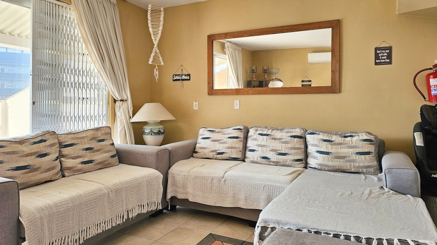 2 Bedroom Property for Sale in Margate Beach KwaZulu-Natal