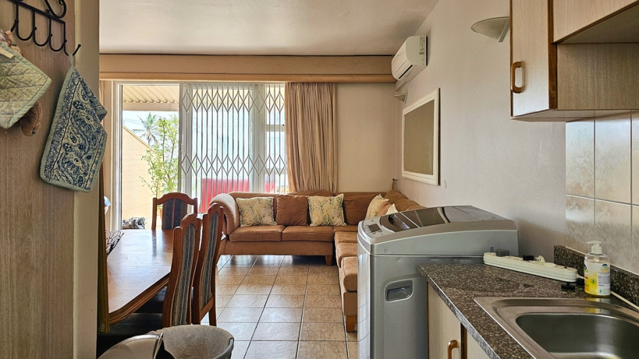 2 Bedroom Property for Sale in Margate Beach KwaZulu-Natal