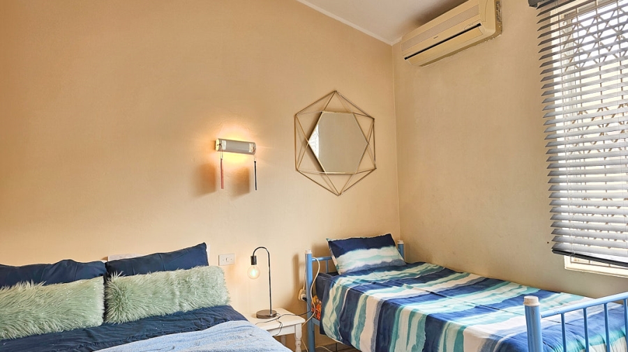2 Bedroom Property for Sale in Margate Beach KwaZulu-Natal