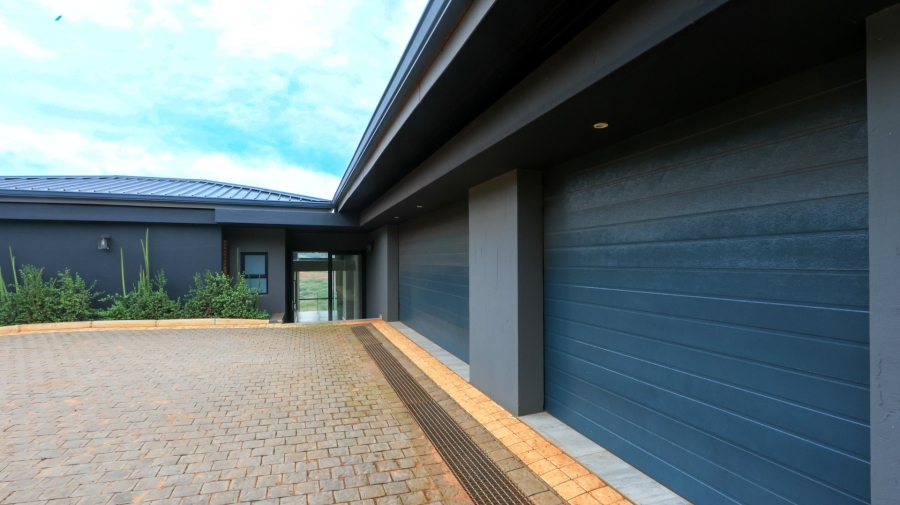 To Let 4 Bedroom Property for Rent in Zimbali Lakes Resort KwaZulu-Natal