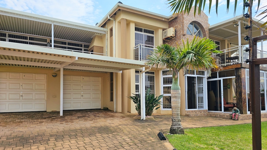 5 Bedroom Property for Sale in Manaba Beach KwaZulu-Natal