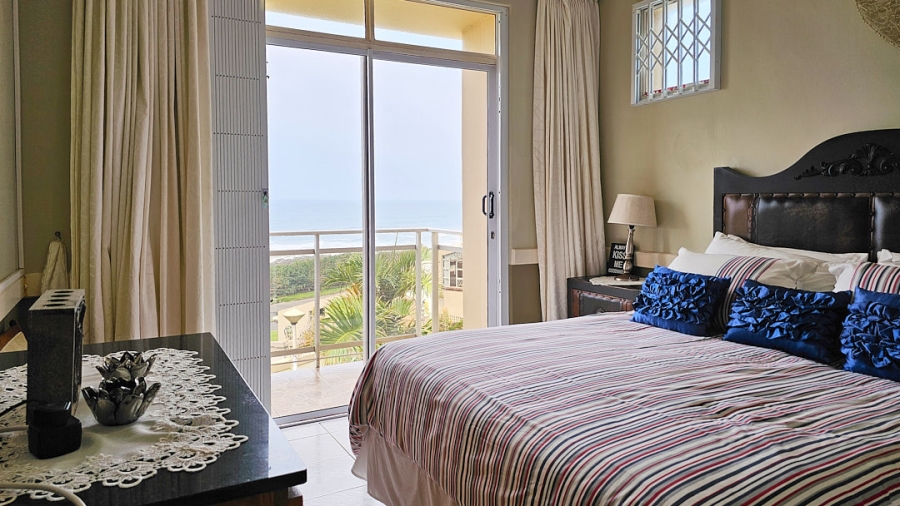 5 Bedroom Property for Sale in Manaba Beach KwaZulu-Natal