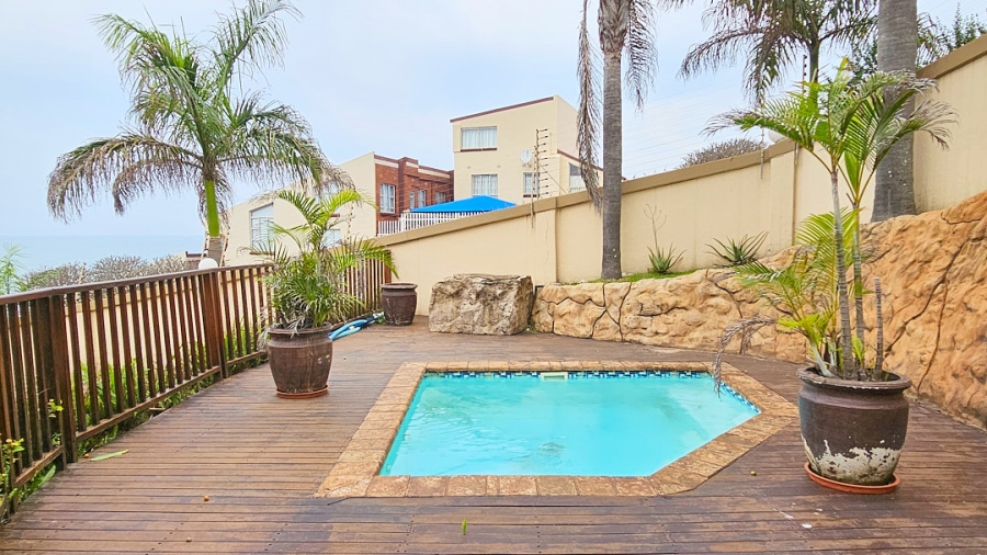 5 Bedroom Property for Sale in Manaba Beach KwaZulu-Natal