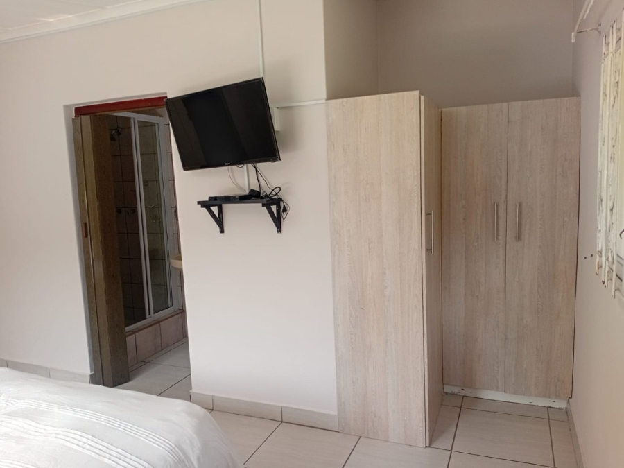 To Let 1 Bedroom Property for Rent in Southport KwaZulu-Natal