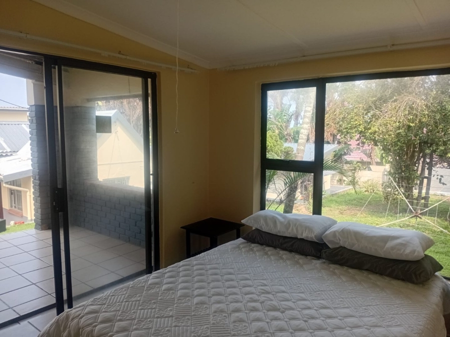 To Let 1 Bedroom Property for Rent in Southport KwaZulu-Natal