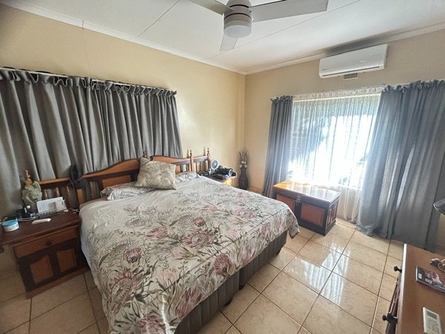 4 Bedroom Property for Sale in Birdswood KwaZulu-Natal