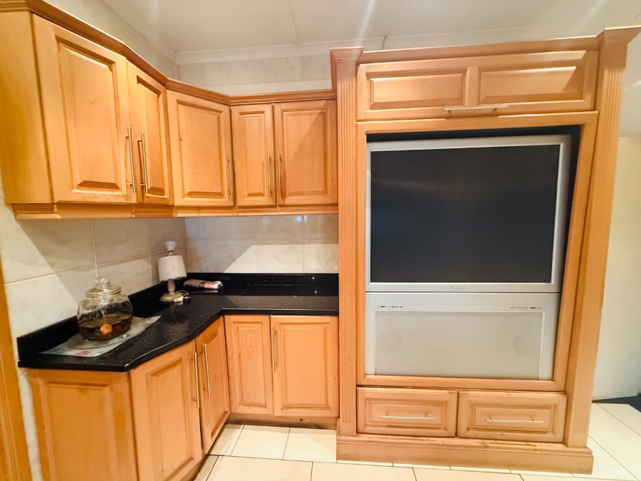 4 Bedroom Property for Sale in Scottsville KwaZulu-Natal