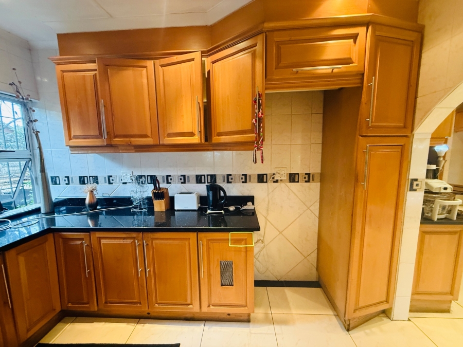 4 Bedroom Property for Sale in Scottsville KwaZulu-Natal