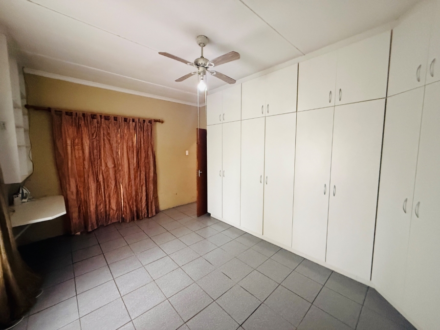 4 Bedroom Property for Sale in Scottsville KwaZulu-Natal