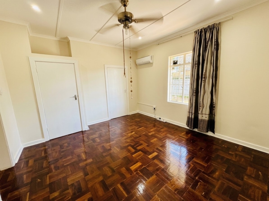 4 Bedroom Property for Sale in Scottsville KwaZulu-Natal