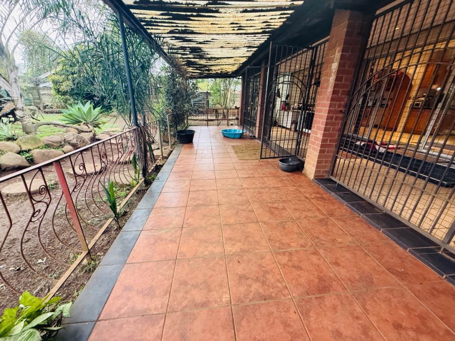 4 Bedroom Property for Sale in Scottsville KwaZulu-Natal