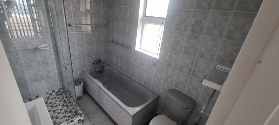 3 Bedroom Property for Sale in Margate KwaZulu-Natal