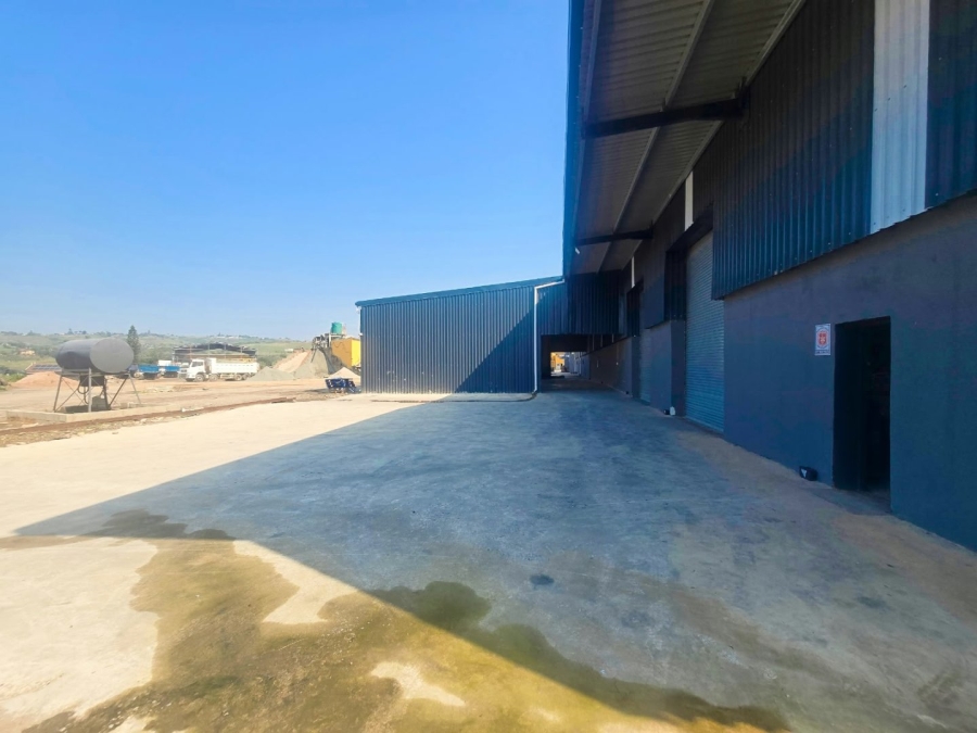 To Let Commercial Property for Rent in Redcliffe KwaZulu-Natal