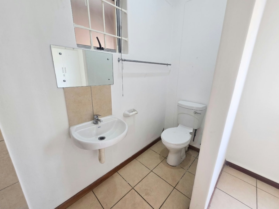 To Let 2 Bedroom Property for Rent in Stanger KwaZulu-Natal
