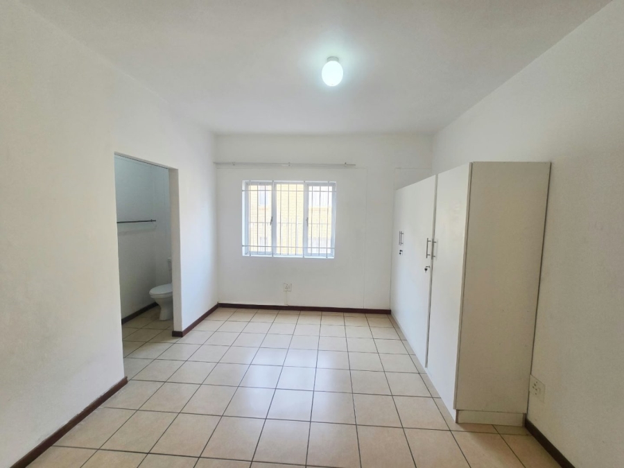 To Let 2 Bedroom Property for Rent in Stanger KwaZulu-Natal