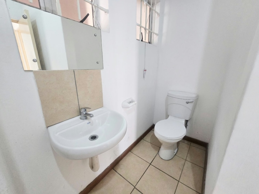 To Let 2 Bedroom Property for Rent in Stanger KwaZulu-Natal