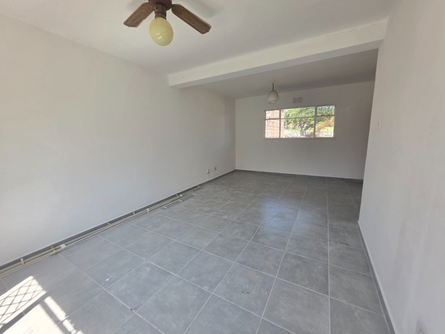 To Let 2 Bedroom Property for Rent in Bluff KwaZulu-Natal
