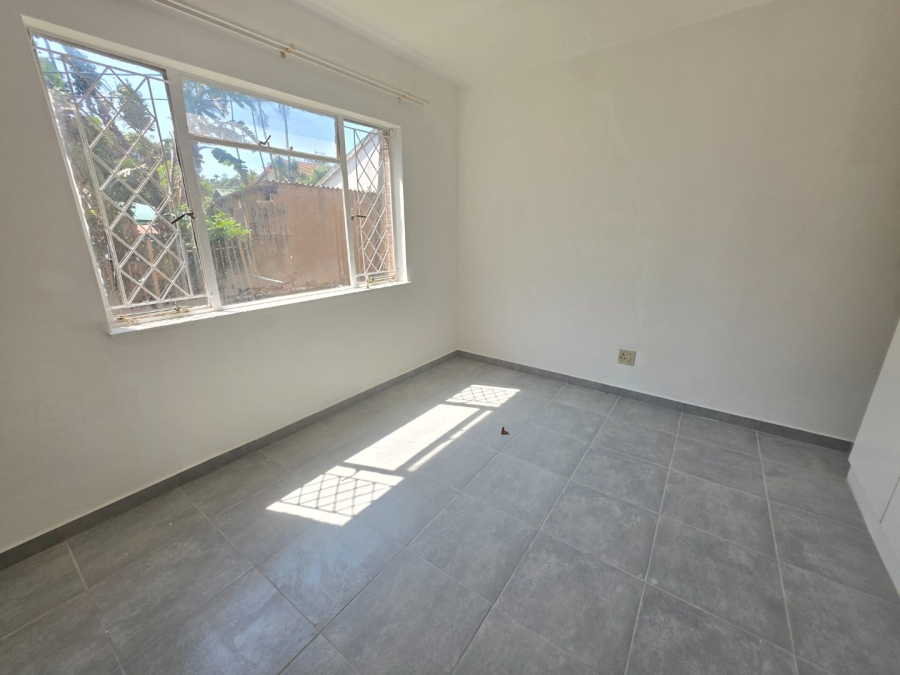 To Let 2 Bedroom Property for Rent in Bluff KwaZulu-Natal