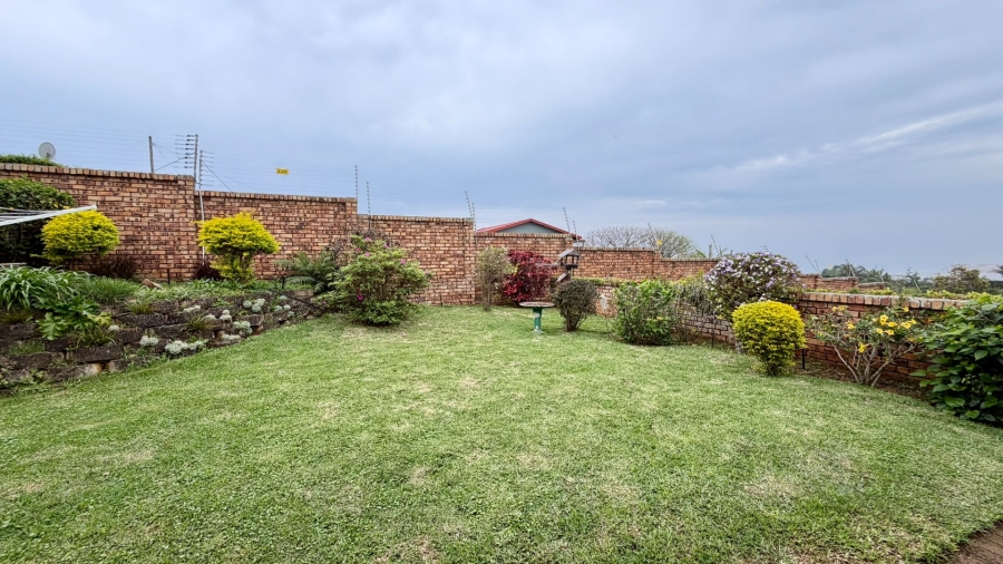 2 Bedroom Property for Sale in Manaba Beach KwaZulu-Natal