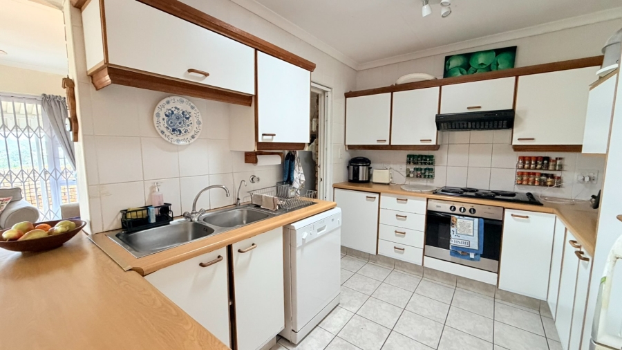 2 Bedroom Property for Sale in Manaba Beach KwaZulu-Natal