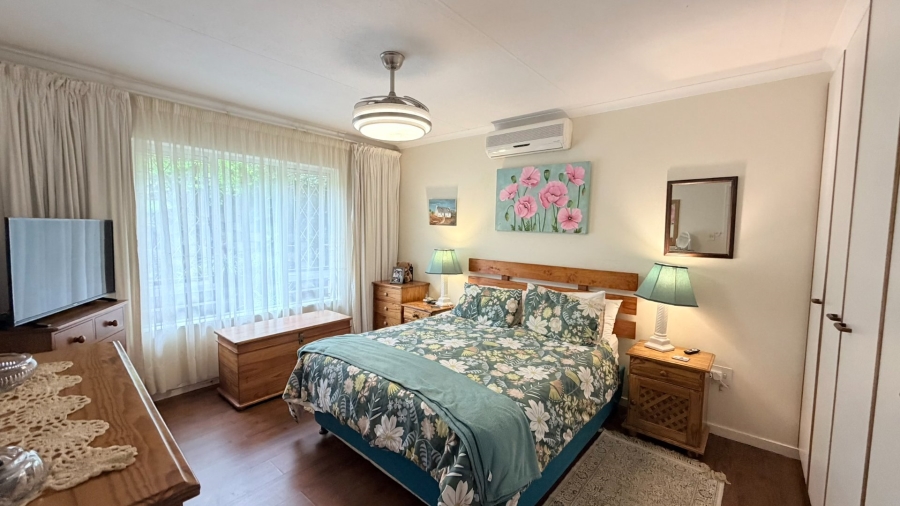 2 Bedroom Property for Sale in Manaba Beach KwaZulu-Natal